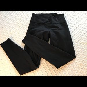 GUC Women’s Lululemon Align Tight Leggings Size 10